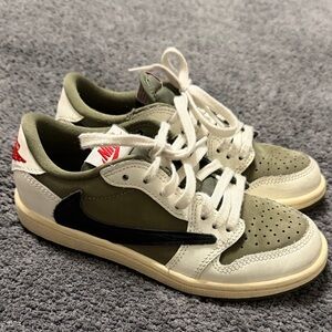 Nike Olive and White Sneakers with Black Swoosh